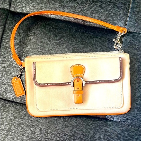 Coach Cream and Orange Wristlet Clutch - Picture 3 of 9